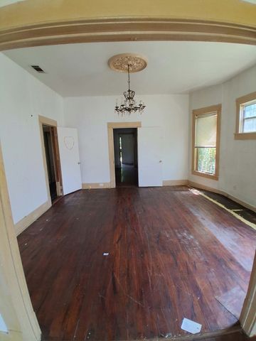 3222 Garden Lane, Dallas, TX 75215
