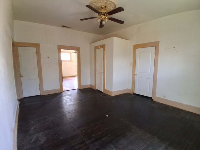 3222 Garden Lane, Dallas, TX 75215
