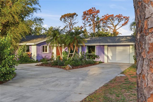 1620 MANOR ROAD, Englewood, FL 34223