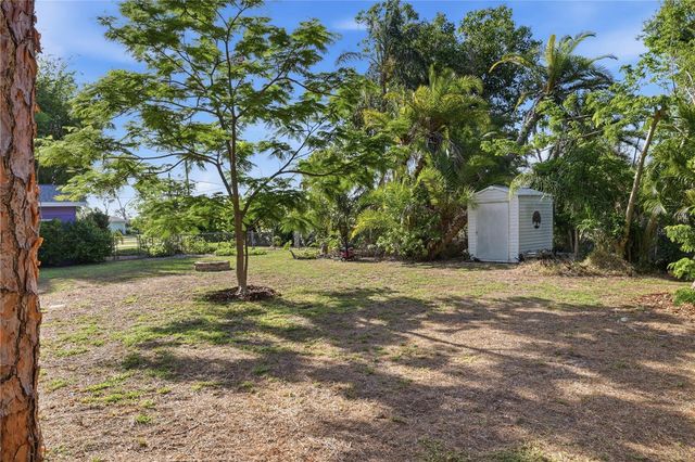 1620 MANOR ROAD, Englewood, FL 34223