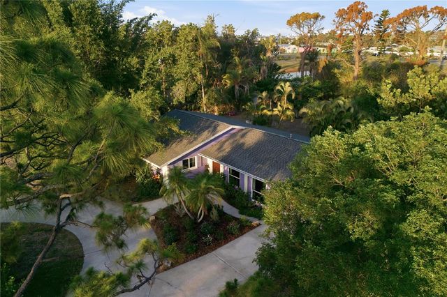 1620 MANOR ROAD, Englewood, FL 34223