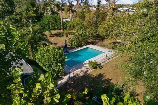 1620 MANOR ROAD, Englewood, FL 34223