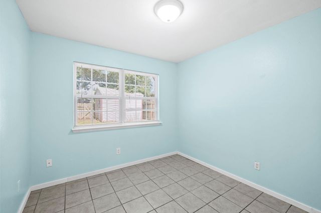 7535 Log Cradle Drive, Houston, TX 77041