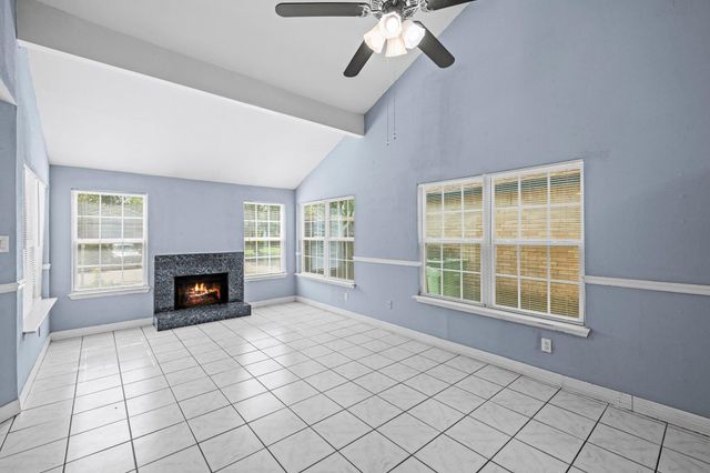 7535 Log Cradle Drive, Houston, TX 77041
