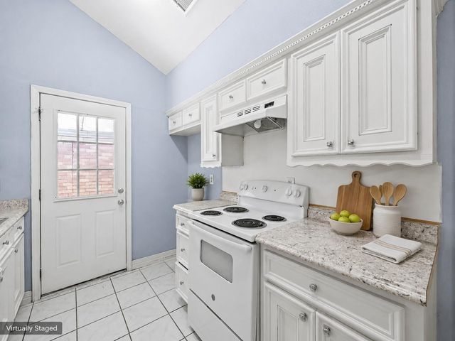 7535 Log Cradle Drive, Houston, TX 77041