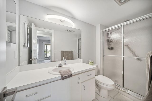 364 WELLINGTON J, West Palm Beach, FL 33417