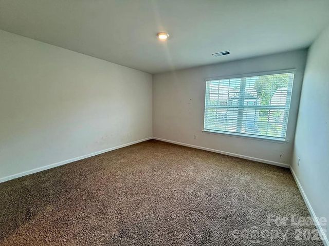 13023 Newburgh Green Drive, Charlotte, NC 28273
