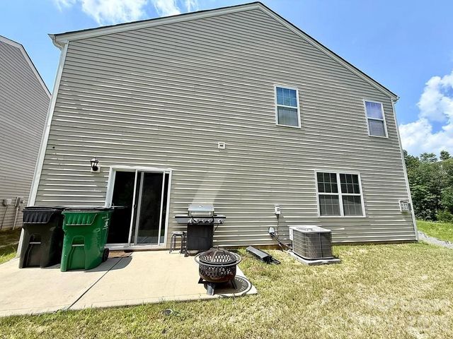 13023 Newburgh Green Drive, Charlotte, NC 28273