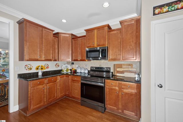 220 Clairhill Court, Simpsonville, SC 29680