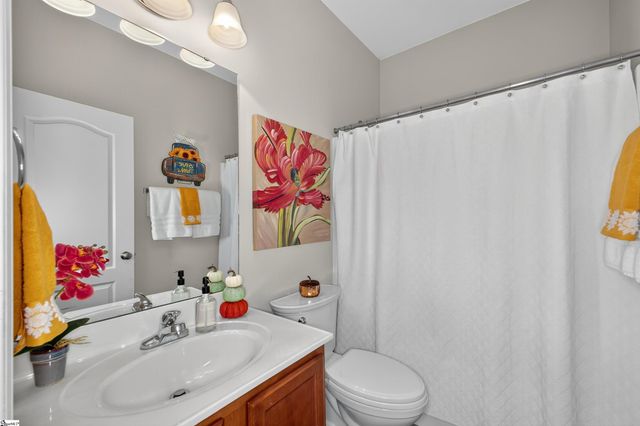 220 Clairhill Court, Simpsonville, SC 29680