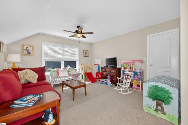 220 Clairhill Court, Simpsonville, SC 29680