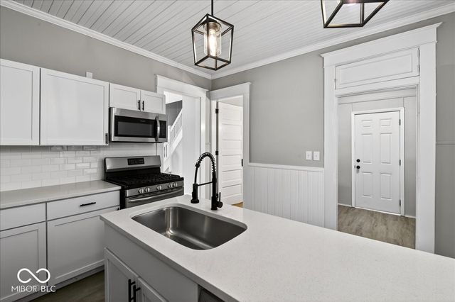 1820 Singleton Street, Indianapolis, IN 46203