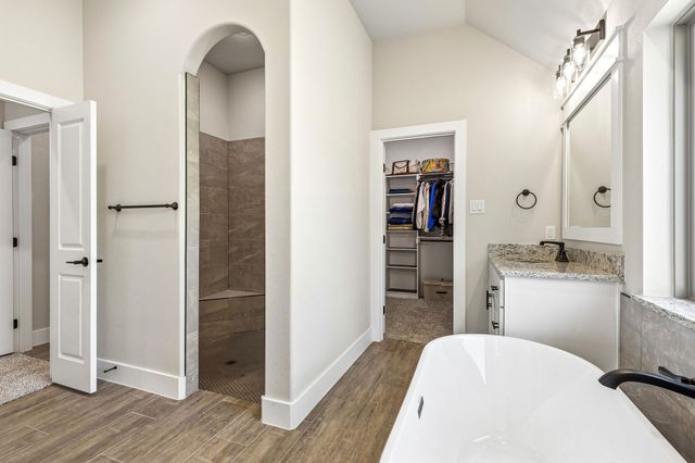 2013 Bedford Court, Weatherford, TX 76088