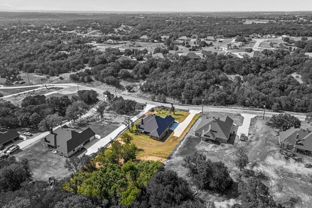 2013 Bedford Court, Weatherford, TX 76088
