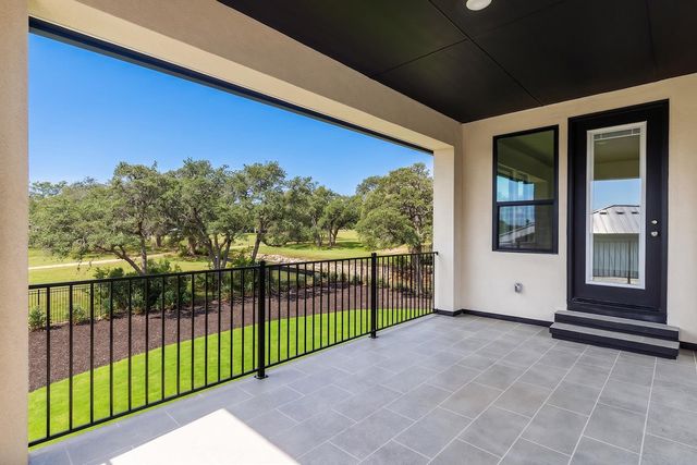 366 Crosswater LN, Dripping Springs, TX 78620