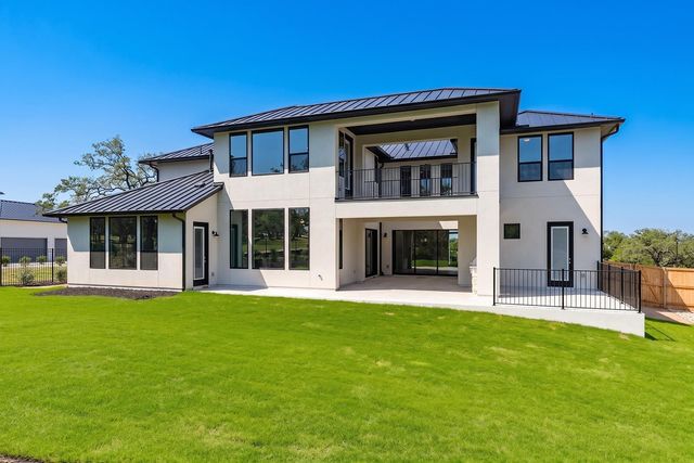 366 Crosswater LN, Dripping Springs, TX 78620
