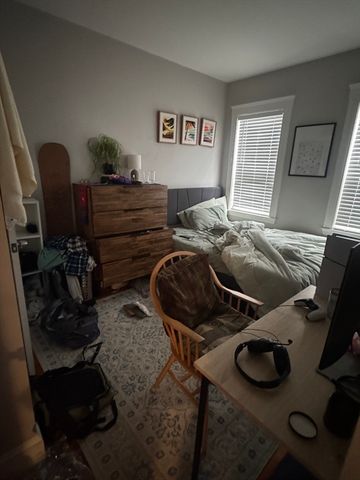 26 Roseclair 1, Boston, MA 02125