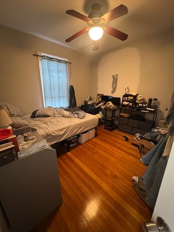 26 Roseclair 1, Boston, MA 02125