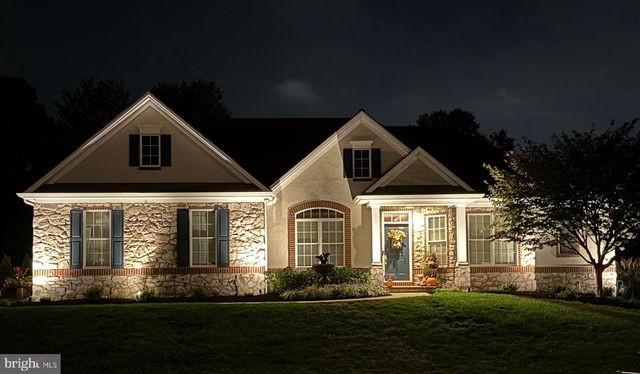 2773 MEADOW CROSS WAY, York, PA 17402