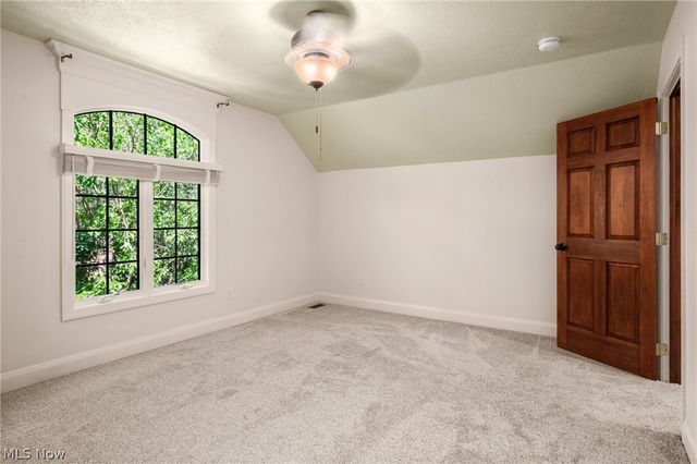 1920 Stockbridge Road, Akron, OH 44313