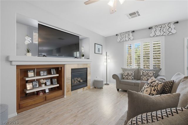 8440 Cheerful Brook Avenue, Las Vegas, NV 89143