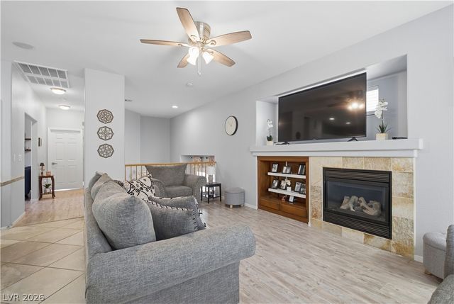 8440 Cheerful Brook Avenue, Las Vegas, NV 89143