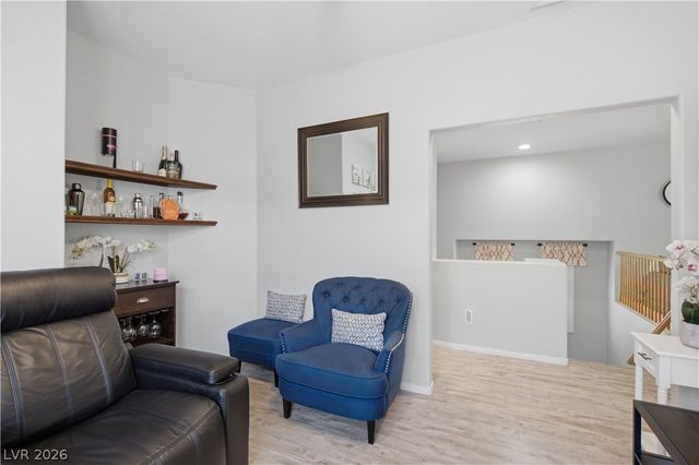 8440 Cheerful Brook Avenue, Las Vegas, NV 89143