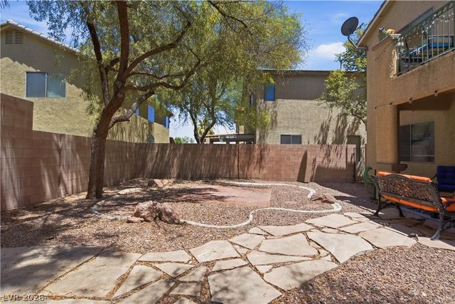 8440 Cheerful Brook Avenue, Las Vegas, NV 89143