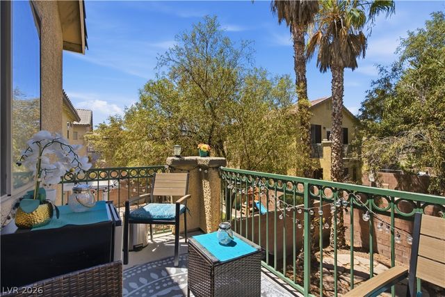 8440 Cheerful Brook Avenue, Las Vegas, NV 89143