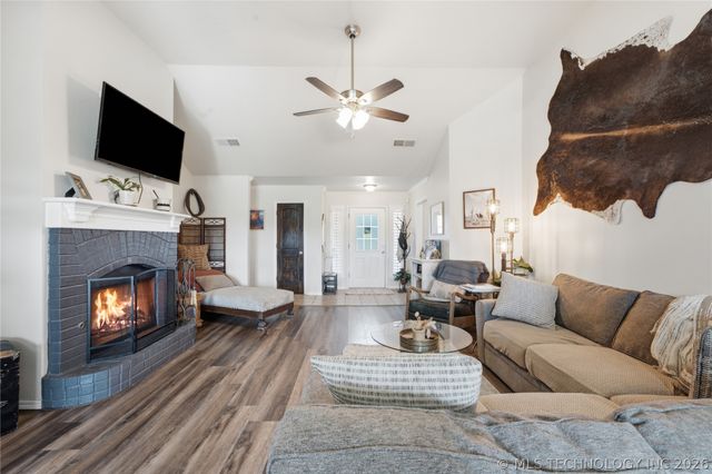 10441 S 161st West Avenue, Sapulpa, OK 74066