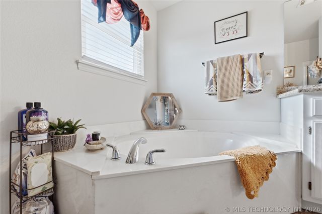 10441 S 161st West Avenue, Sapulpa, OK 74066