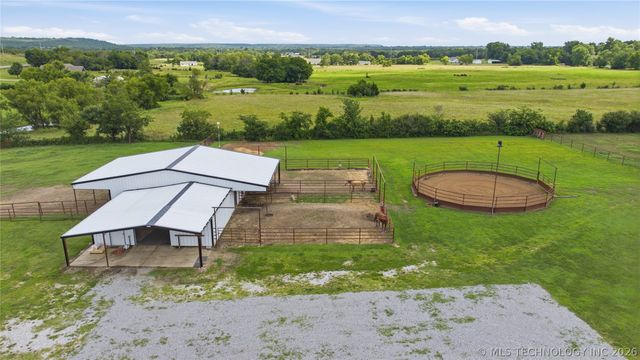 10441 S 161st West Avenue, Sapulpa, OK 74066
