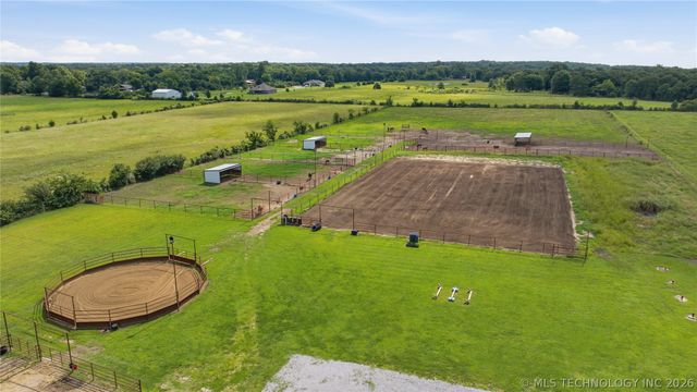 10441 S 161st West Avenue, Sapulpa, OK 74066