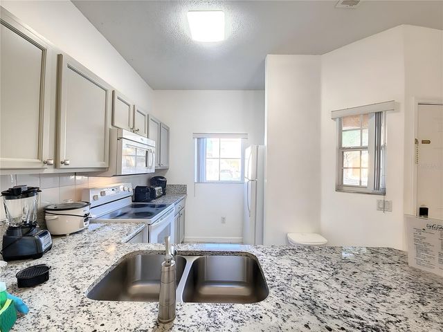 1115 PARK RIDGE CIRCLE, Kissimmee, FL 34746