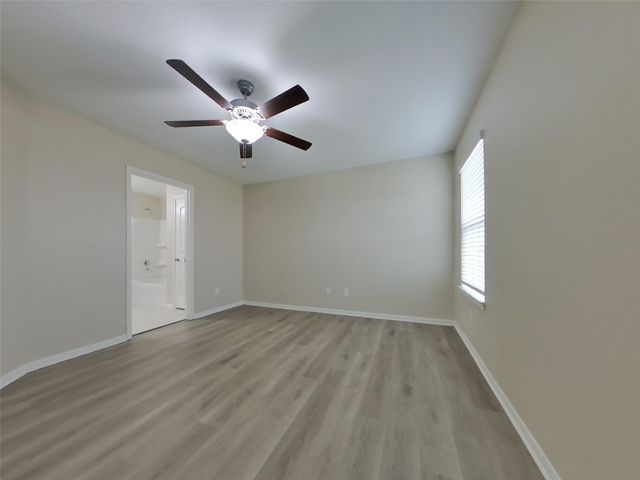 701 Totem Trail Drive, Acatan De Las Pinas, TX 77568