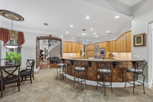 624 Lakeshore Drive, Sugar Land, TX 77478