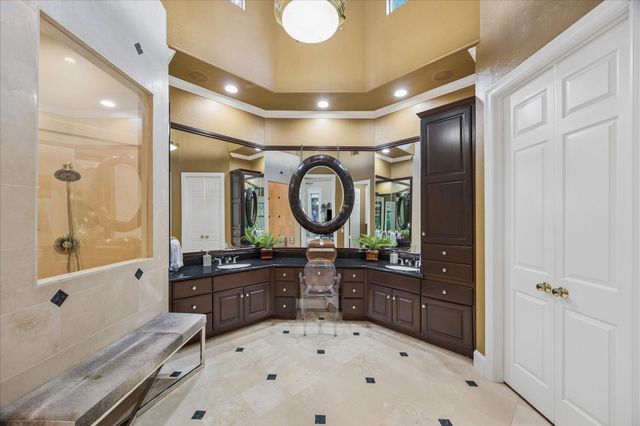 624 Lakeshore Drive, Sugar Land, TX 77478