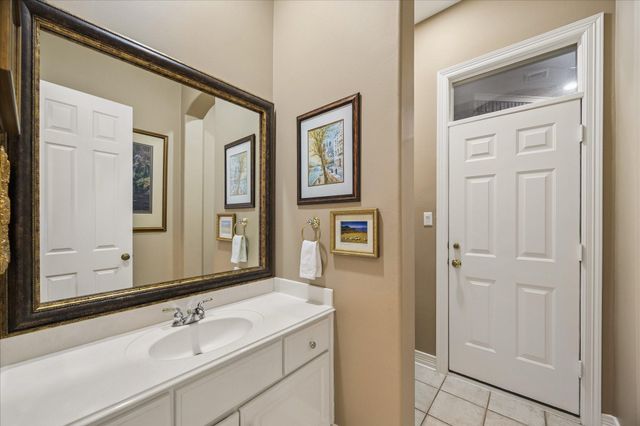 624 Lakeshore Drive, Sugar Land, TX 77478