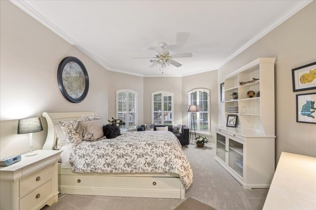 624 Lakeshore Drive, Sugar Land, TX 77478