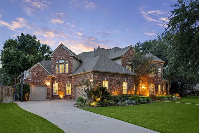 624 Lakeshore Drive, Sugar Land, TX 77478