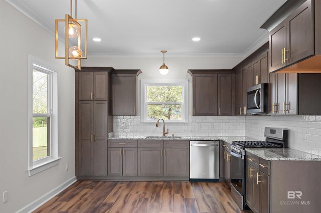 6760 BARNESWOOD Drive, Theodore, AL 36582