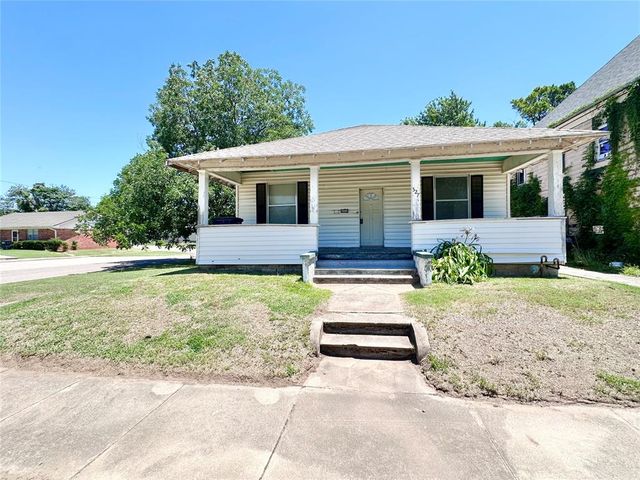 327 N Park Avenue, Shawnee, OK 74801