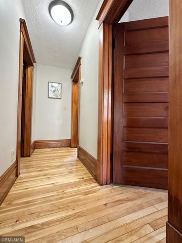 776 James Avenue, Saint Paul, MN 55102