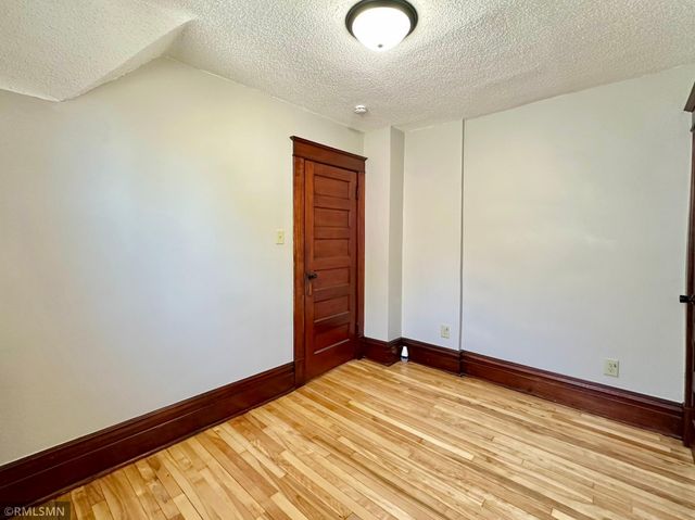 776 James Avenue, Saint Paul, MN 55102