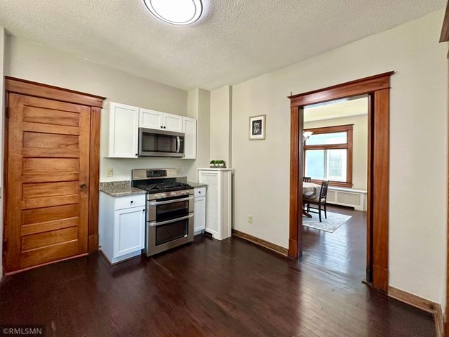 776 James Avenue, Saint Paul, MN 55102