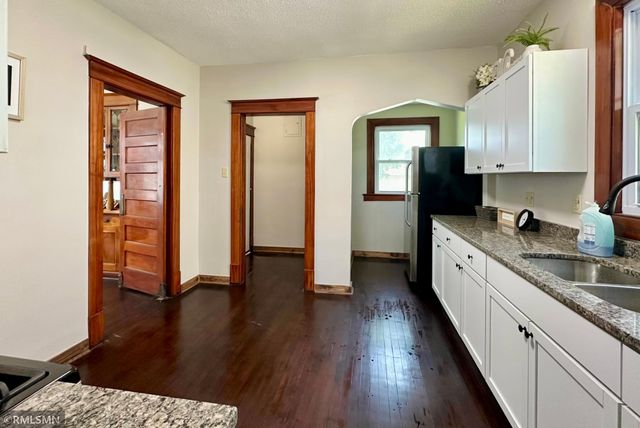 776 James Avenue, Saint Paul, MN 55102