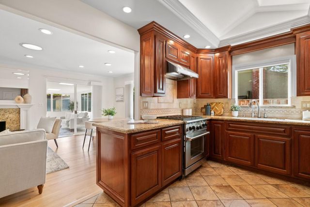 780 Onyx Court, San Jose, CA 95117