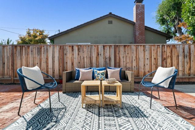 780 Onyx Court, San Jose, CA 95117