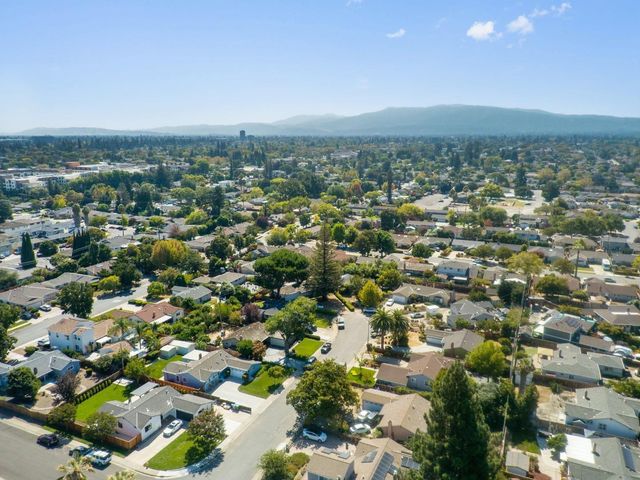 780 Onyx Court, San Jose, CA 95117