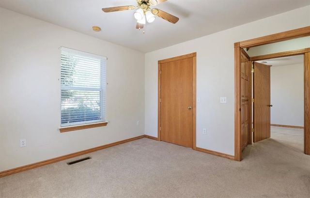 3 Limousin, Shawnee, OK 74804